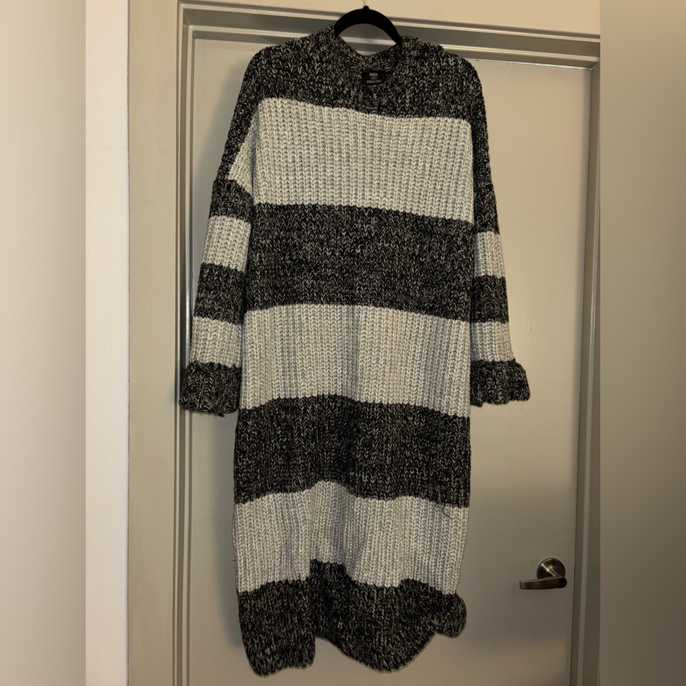 Dressed in LALA  Gray Long Sleeve Sweater Dress